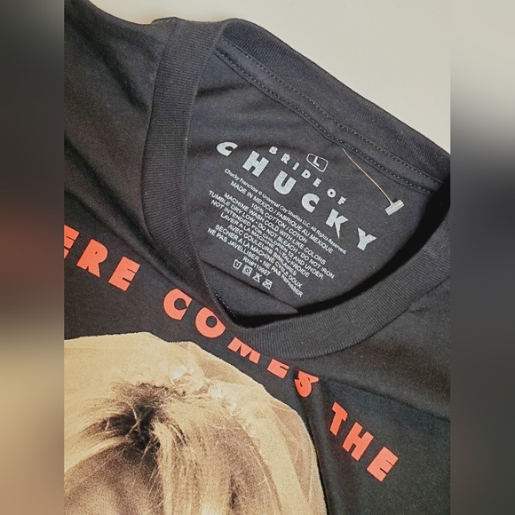 Here Comes the Bride of Chucky Adult Unisex Graphic Short Sleeve T-Shirt Size Lg - Picture 3 of 3